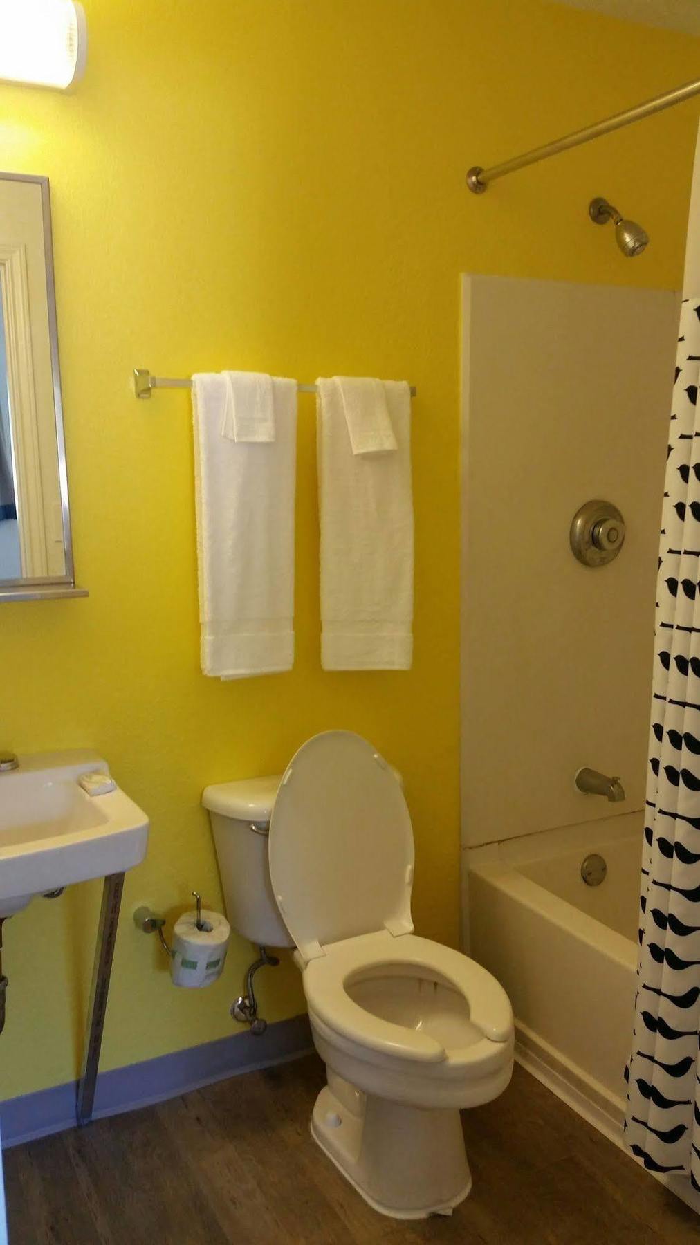 Intown Suites Extended Stay San Antonio Tx - Airport Exterior foto